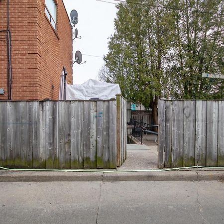 Cozy Home In Downtown Toronto! 外观 照片