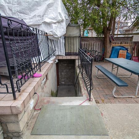 Cozy Home In Downtown Toronto! 外观 照片